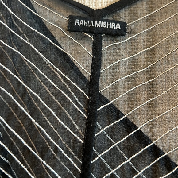 RAHUL MISHRA SHAWL/TOP Sz M - Picture 7 of 12